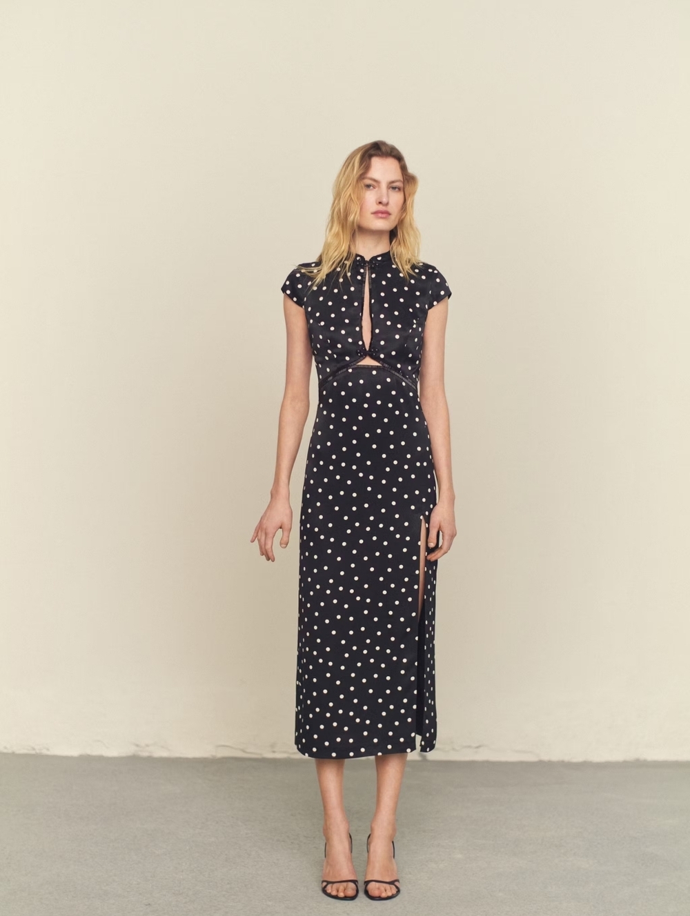 Polka-dot dress with opening detail